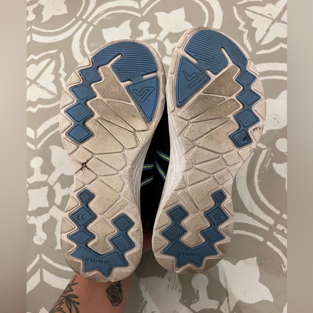 Vionic Shoes | Helena Style Shoes View 5